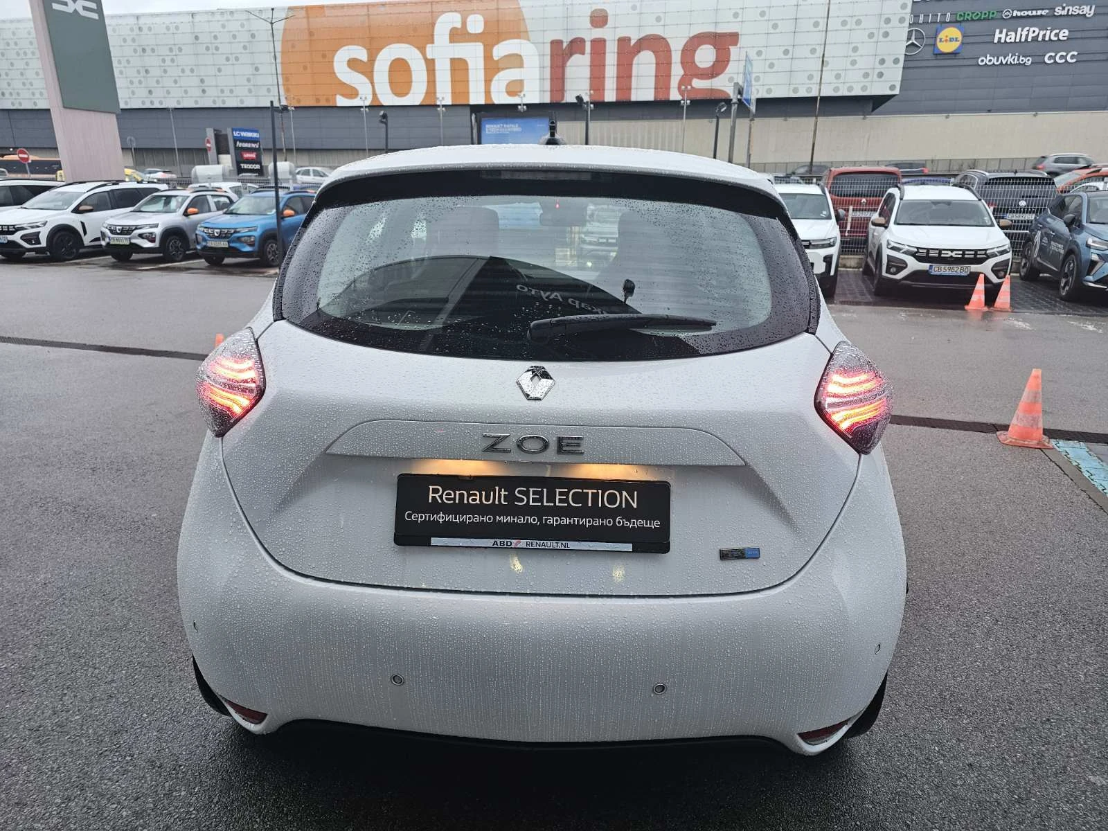 Renault Zoe 52 kW/h 136 hp - изображение 6