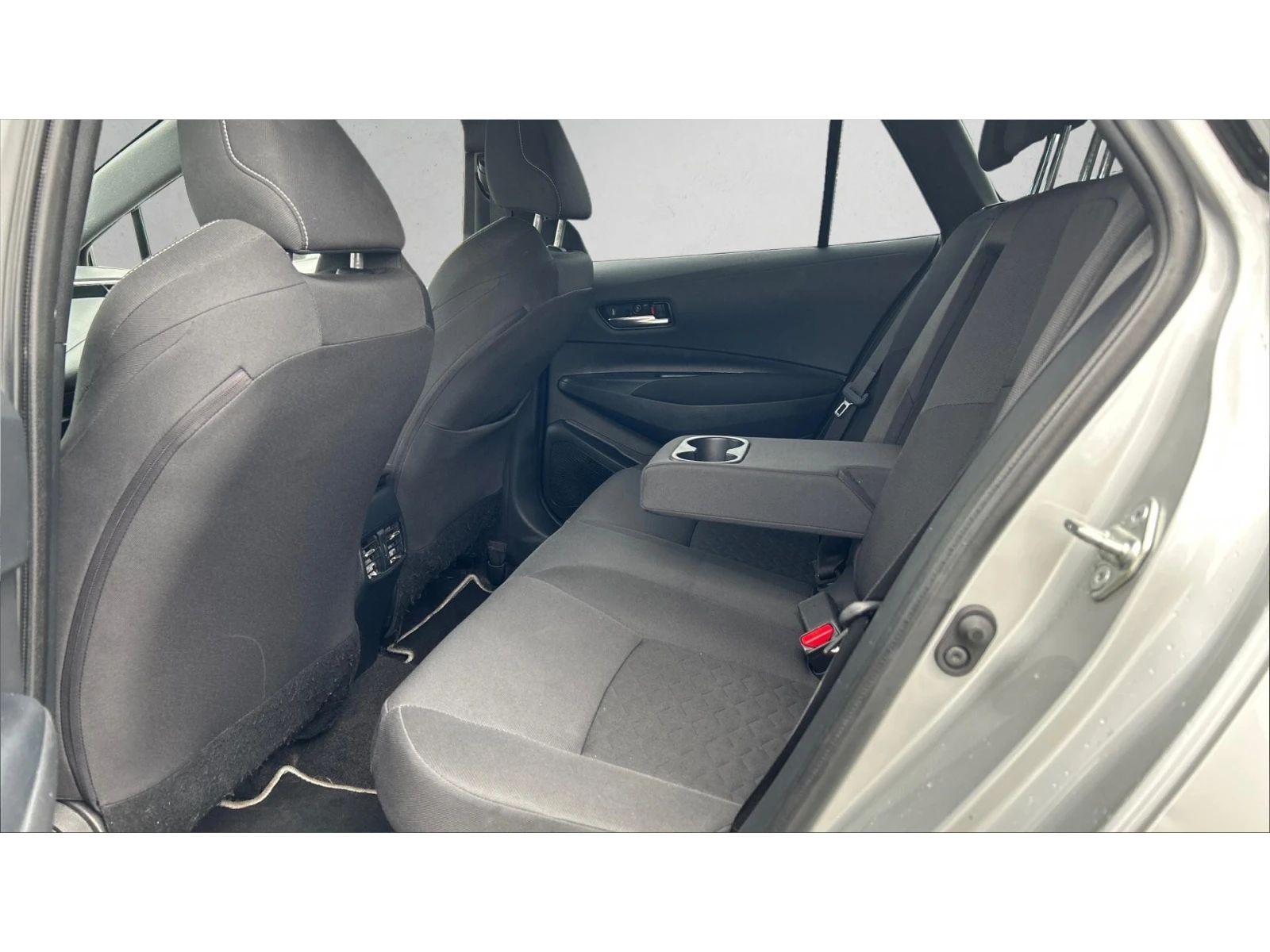 Toyota Corolla 1.8 HSD, ������� ������ �� 255   | Mobile.bg � ����������� 12