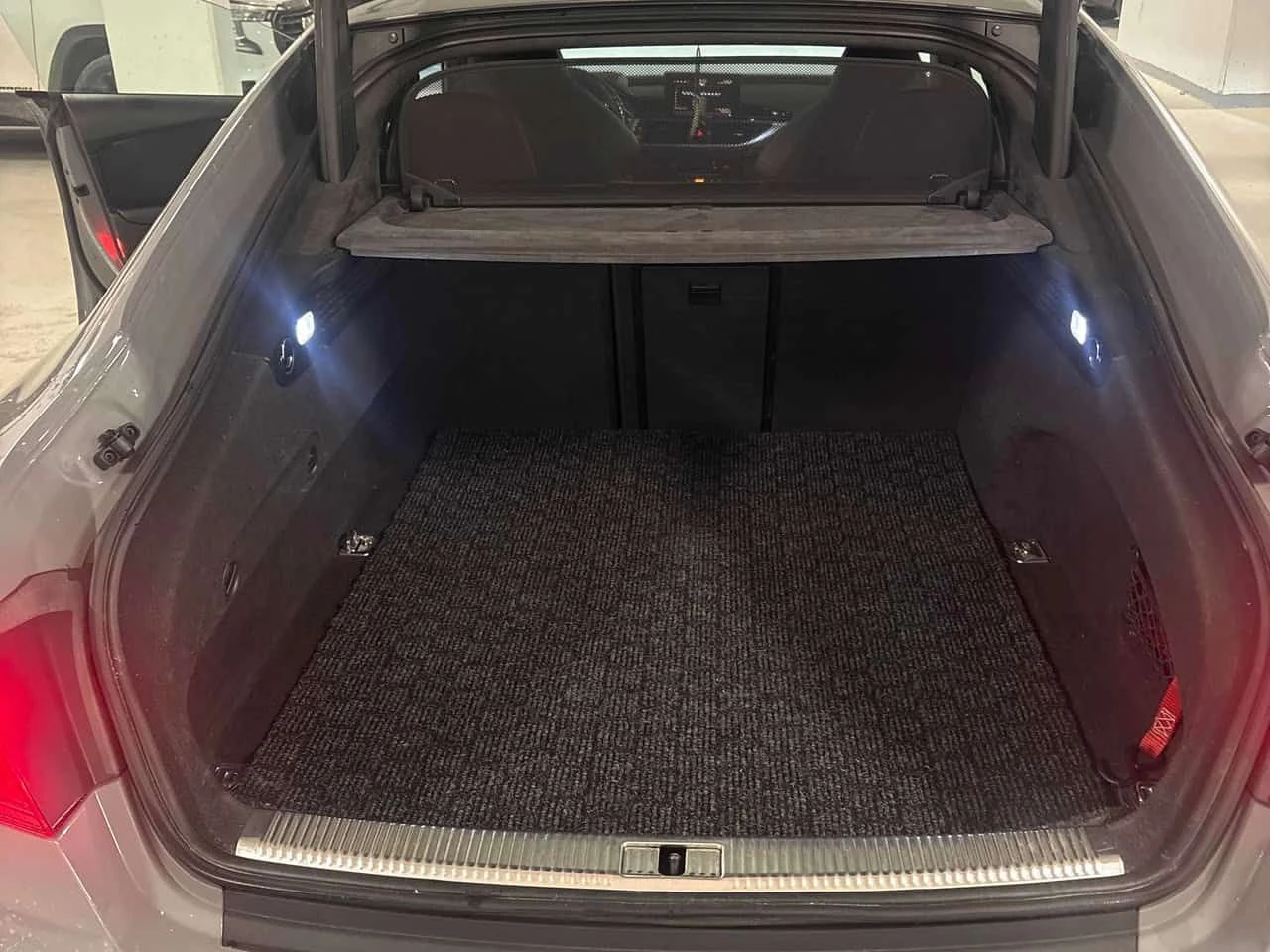 Audi Rs7 * performance * CARFAX * ЦЕНА ДО БГ, снимка 14 - Автомобили и джипове - 53740517