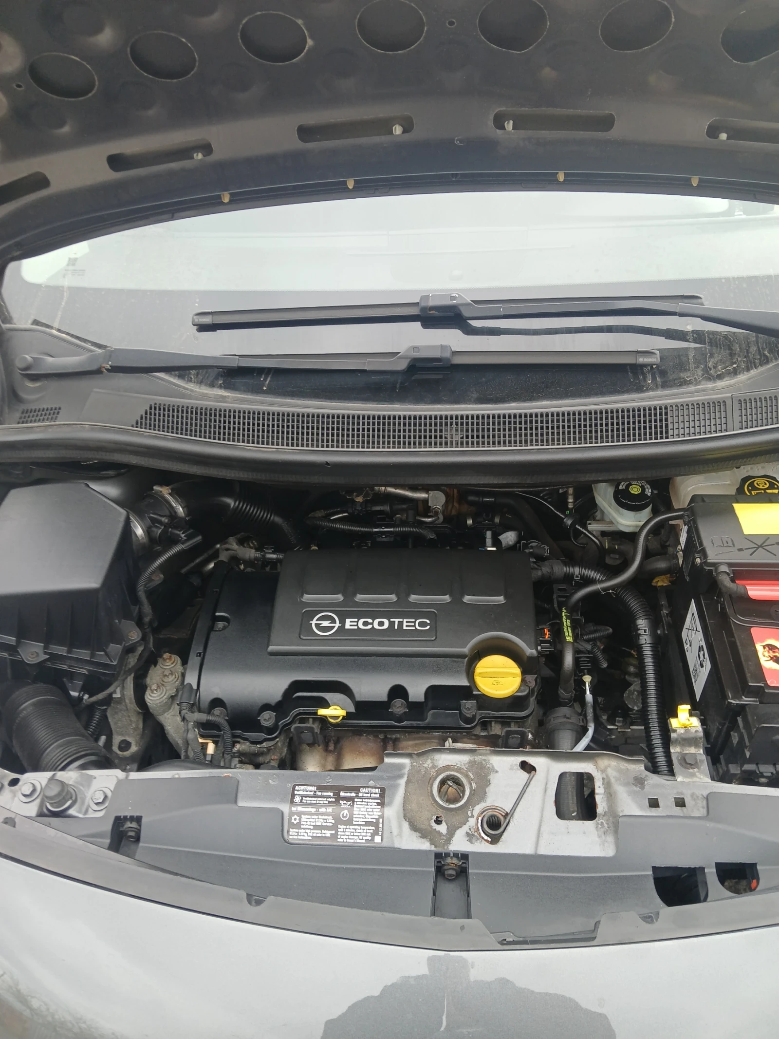 Opel Meriva 1.4, снимка 16 - Автомобили и джипове - 53771845