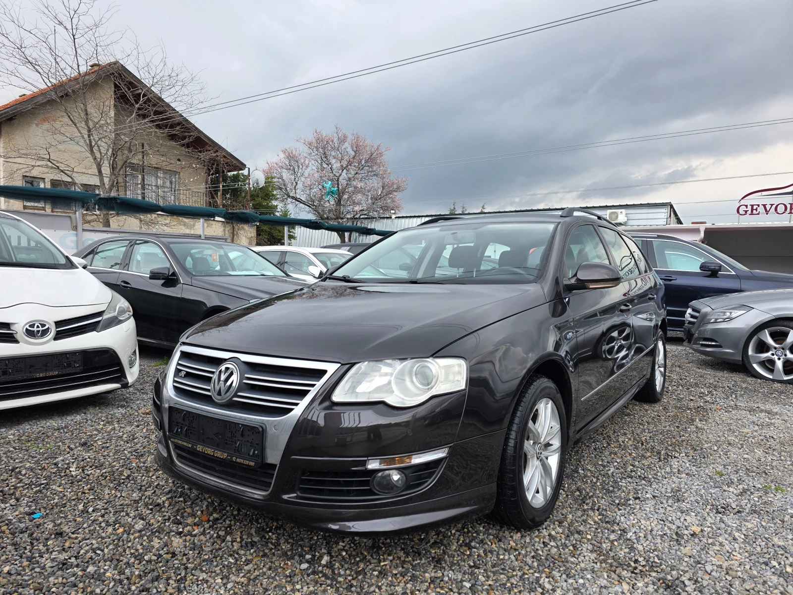 VW Passat 2.0 TDI R-LINE 