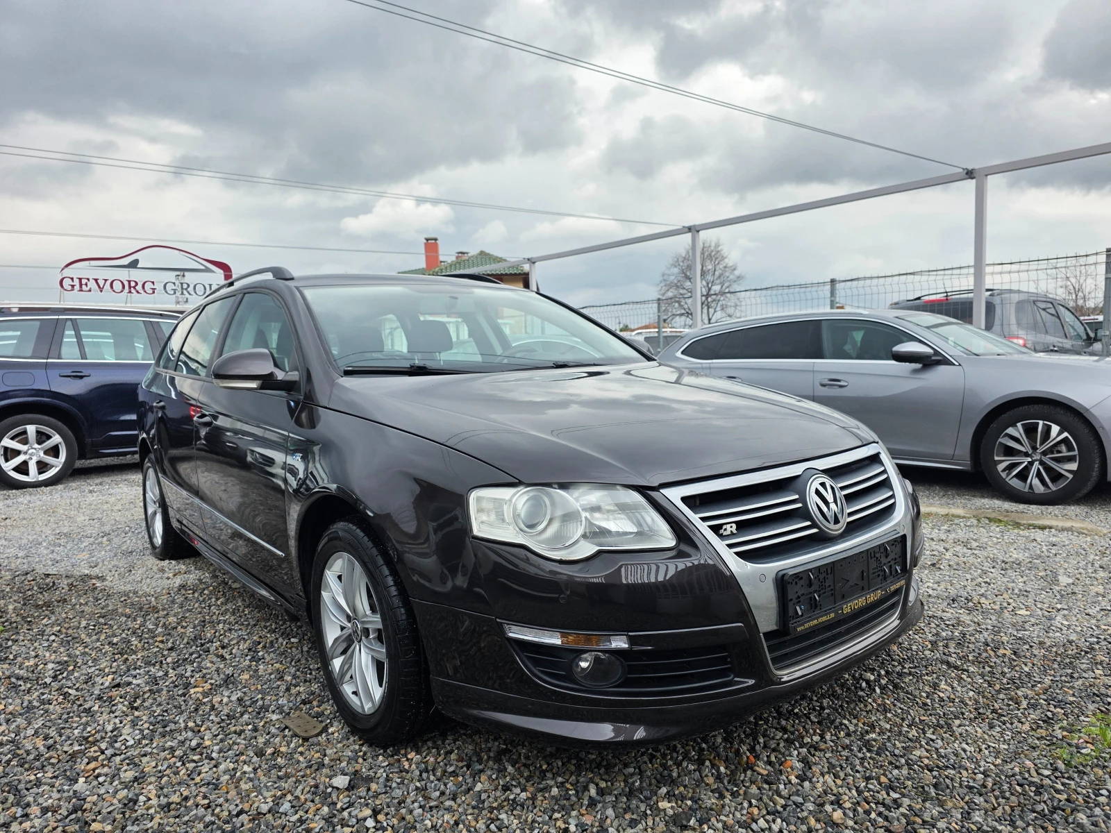 VW Passat 2.0 TDI R-LINE , снимка 3 - Автомобили и джипове - 53953328
