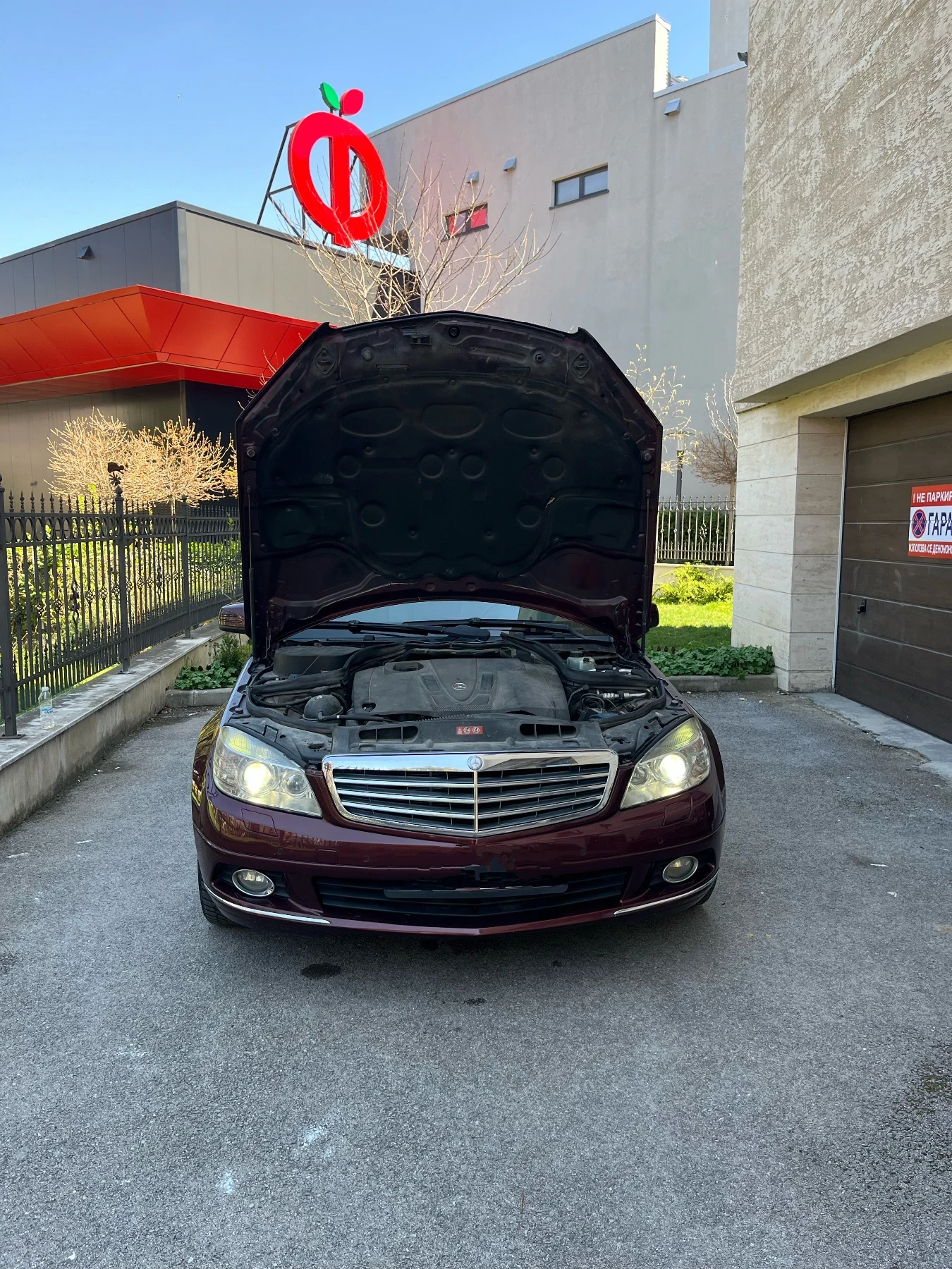 Mercedes-Benz C 200, снимка 7 - Автомобили и джипове - 54014953