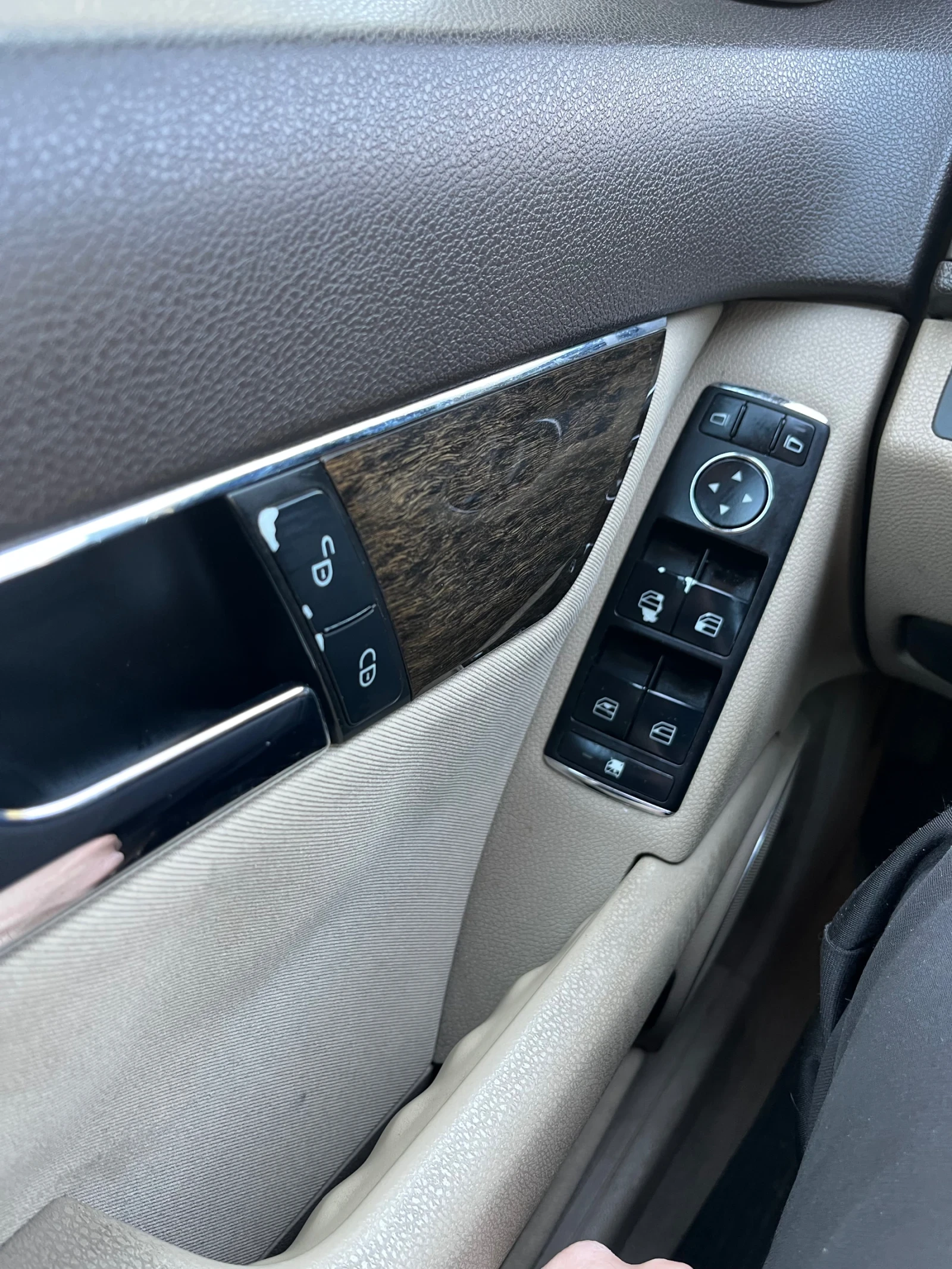 Mercedes-Benz C 200, снимка 8 - Автомобили и джипове - 54014953