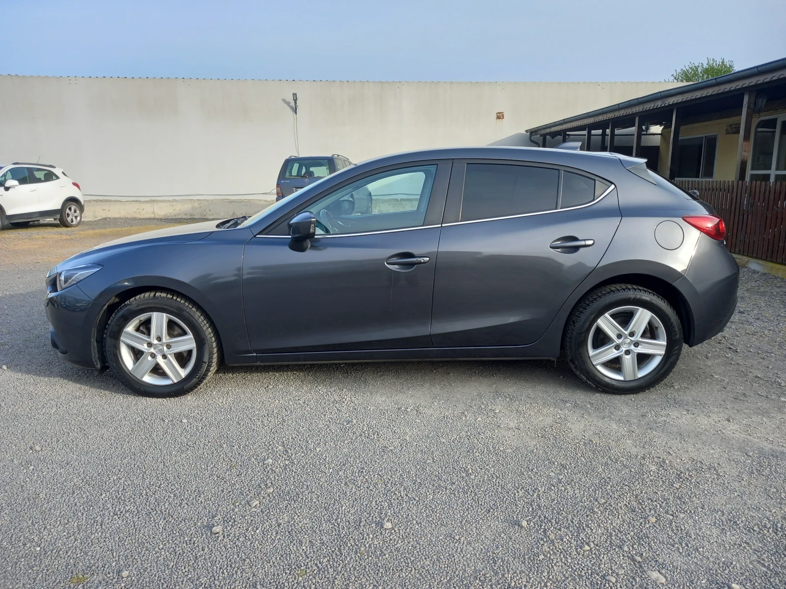 Mazda 3 Skayaktiv AUTOMAT, снимка 7 - Автомобили и джипове - 54222844