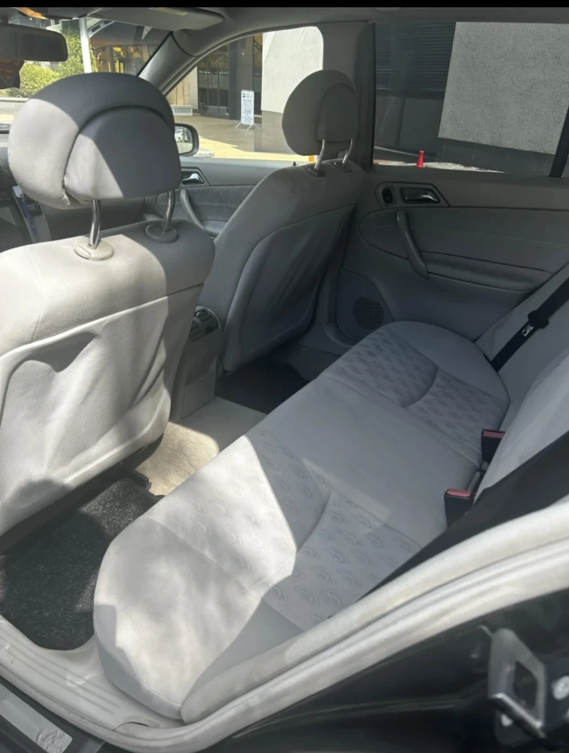 Mercedes-Benz C 200 2.2CDI, снимка 10 - Автомобили и джипове - 54319638