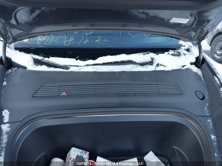 Tesla Model Y 2023 LFP Батерия, снимка 10 - Автомобили и джипове - 54394405