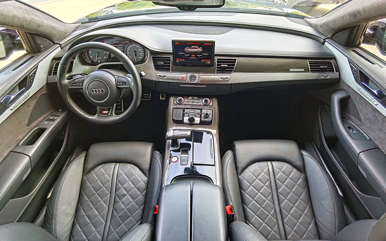 Audi S8 plus 4.0 TFSI quattro, снимка 4 - Автомобили и джипове - 54779330