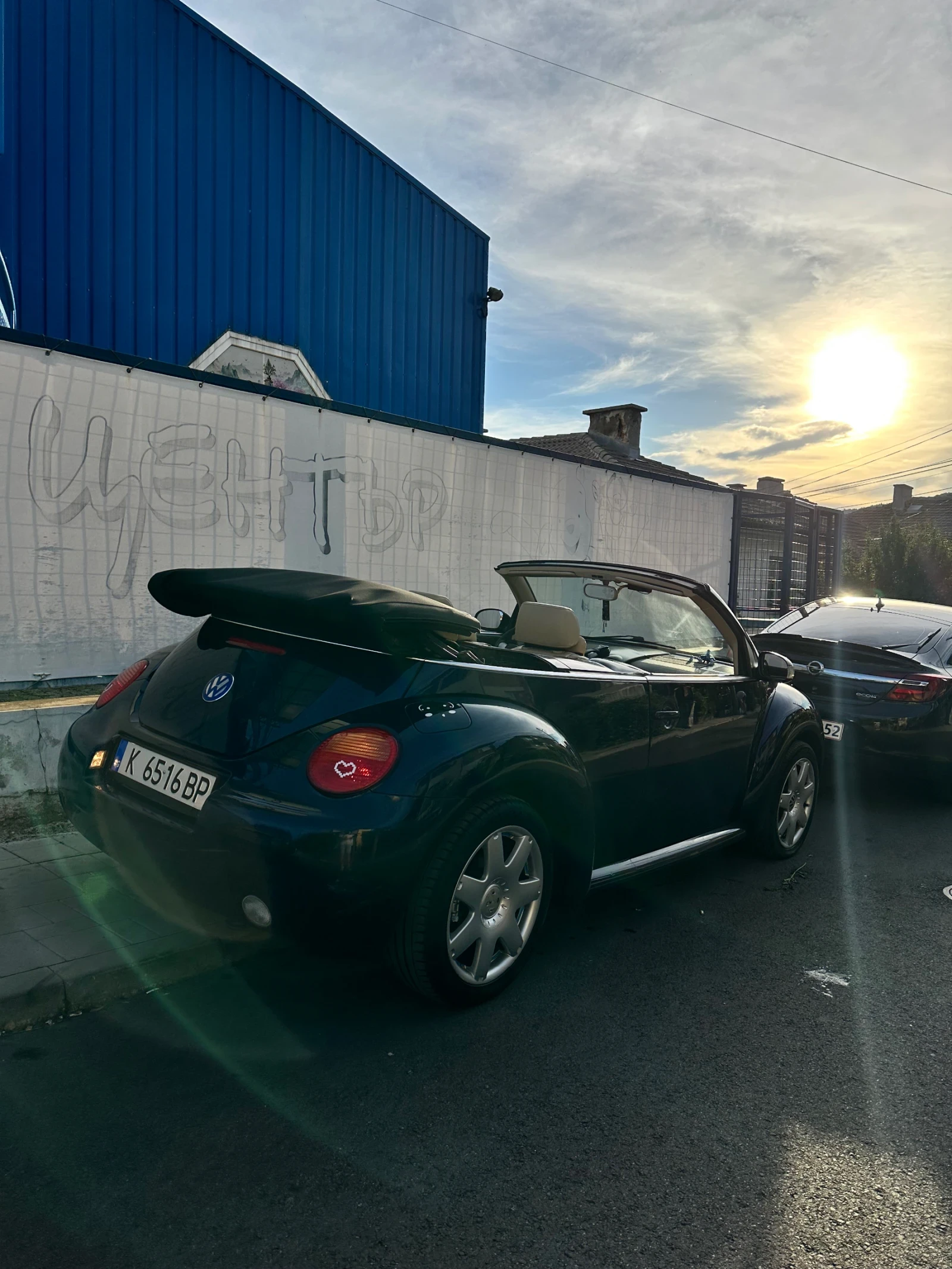 VW New beetle, снимка 15 - Автомобили и джипове - 54857365