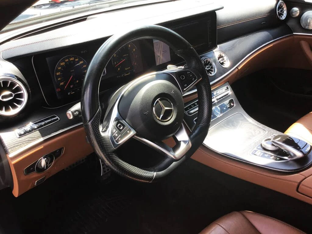 Mercedes-Benz E 400 4MATIC Coupe, снимка 8 - Автомобили и джипове - 55218537