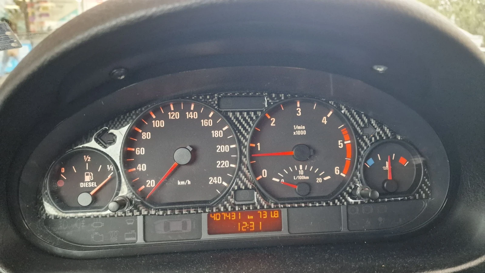 BMW 330, снимка 17 - Автомобили и джипове - 55270167