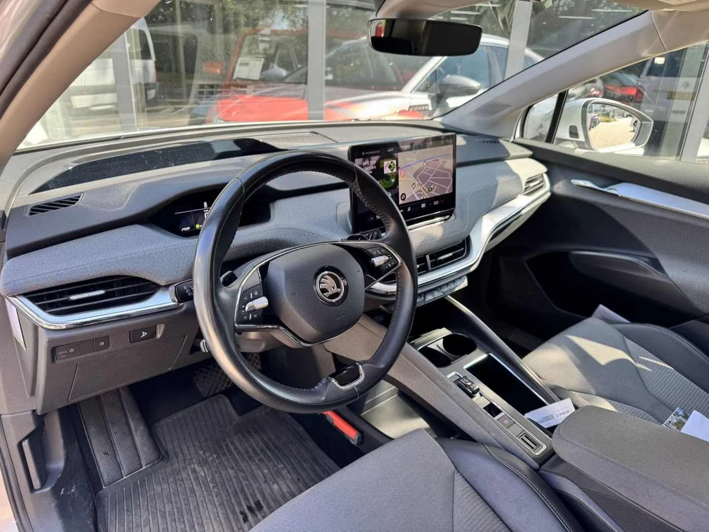 Skoda Enyaq IV80 82KW SOH90% Сертификат от Нидерландия Н, снимка 7 - Автомобили и джипове - 55675452