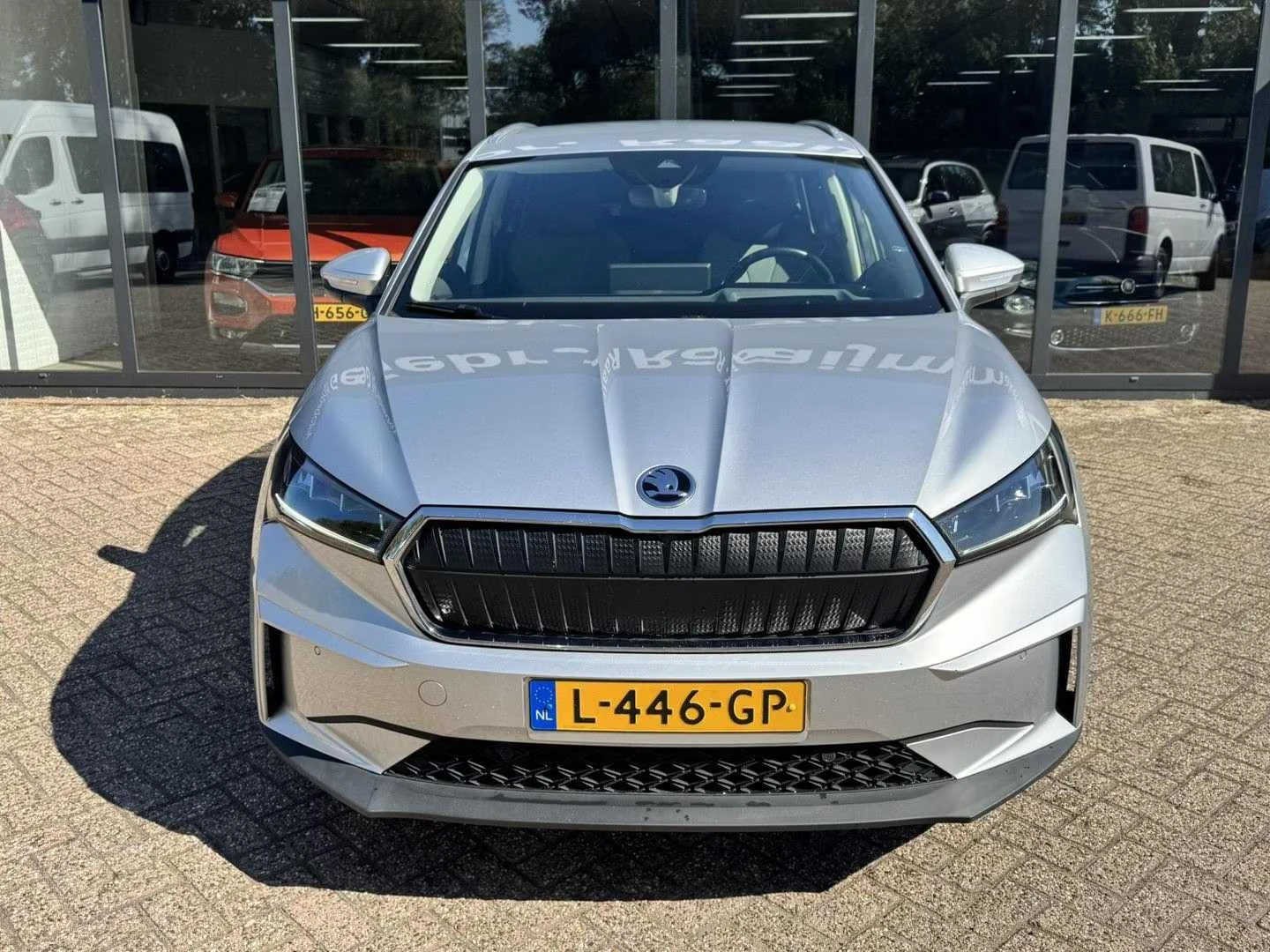 Skoda Enyaq IV80 82KW SOH90% Сертификат от Нидерландия Н, снимка 5 - Автомобили и джипове - 55675452