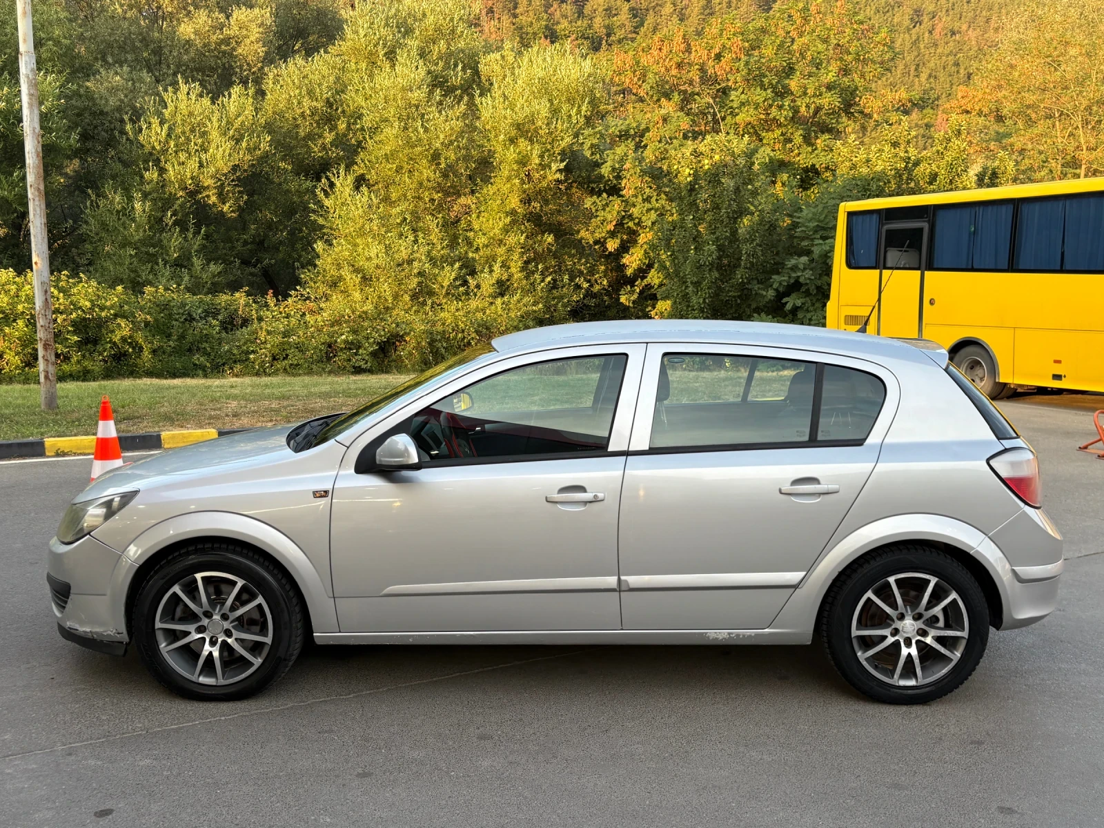 Opel Astra, снимка 6 - Автомобили и джипове - 55841781