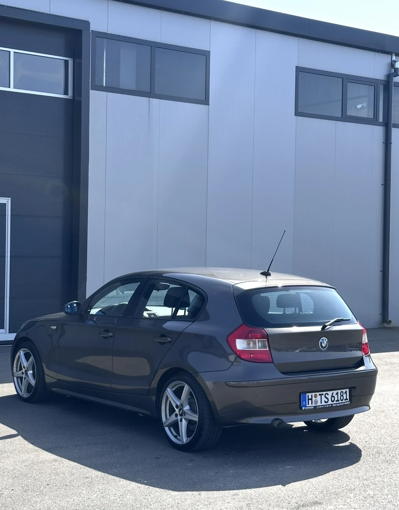BMW 120, снимка 4 - Автомобили и джипове - 55879274