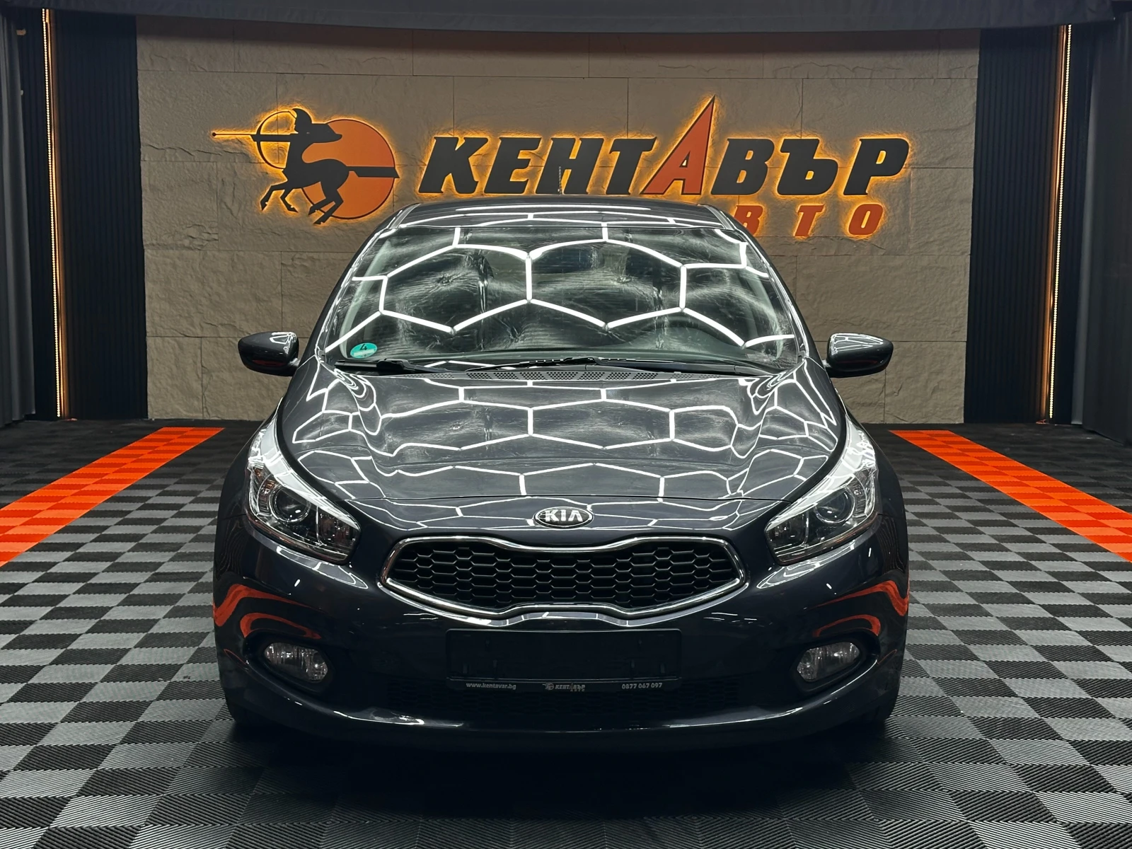 Kia Ceed 1.6d 128 к.с./реални км/ГАРАНЦИЯ, снимка 2 - Автомобили и джипове - 55897191
