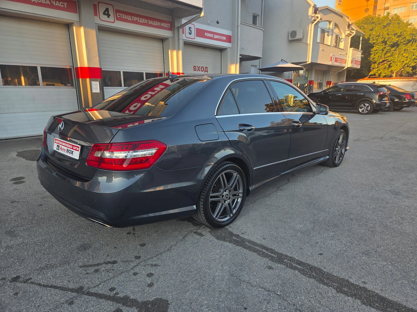 Mercedes-Benz E 350 CDI///AMG Line, снимка 5 - Автомобили и джипове - 55975485