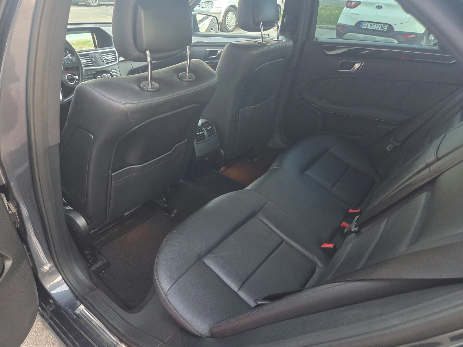 Mercedes-Benz E 350 CDI///AMG Line, снимка 16 - Автомобили и джипове - 55975485
