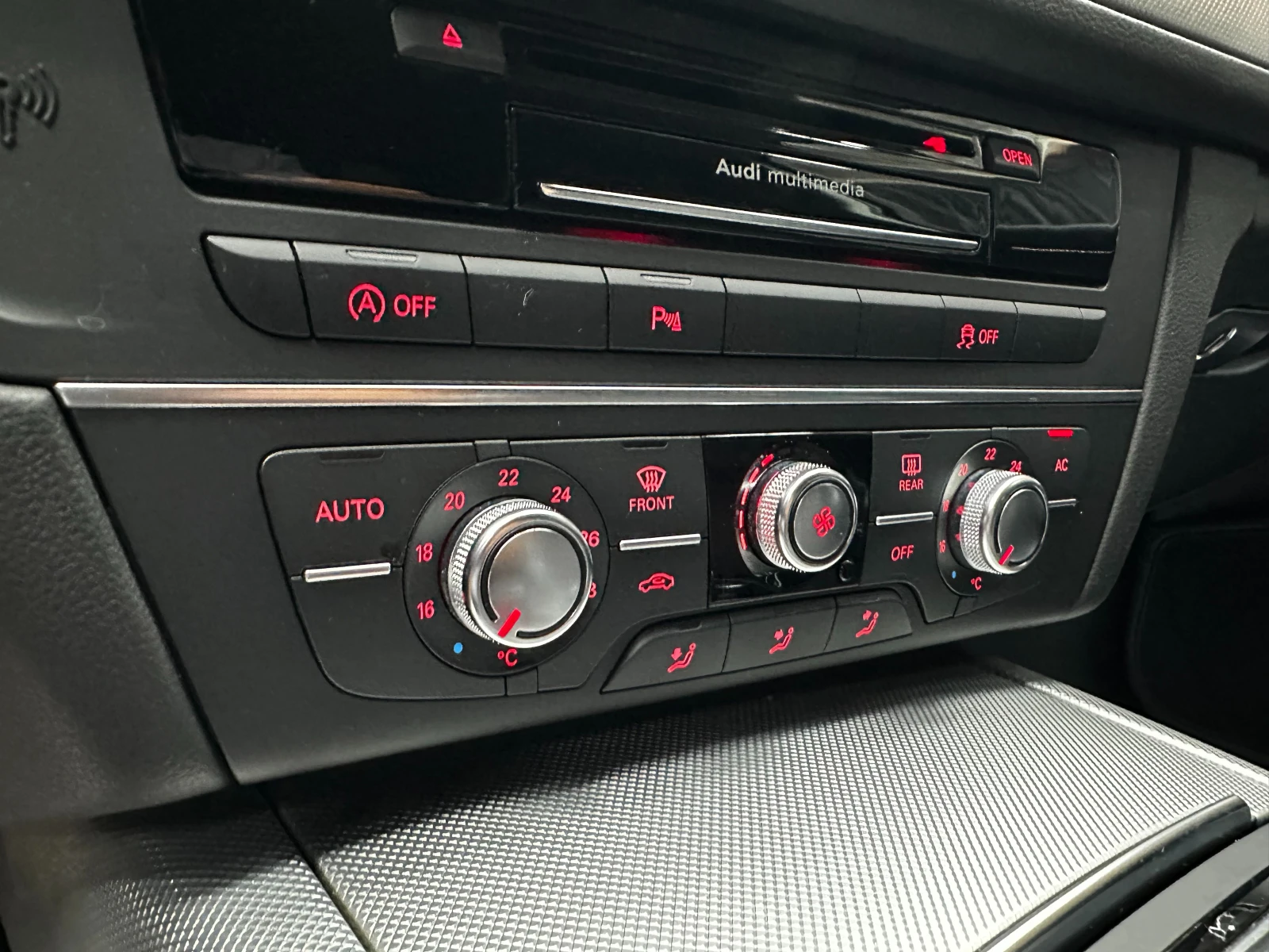 Audi A6 3.0d 313 к.с./quattro, снимка 14 - Автомобили и джипове - 55997198