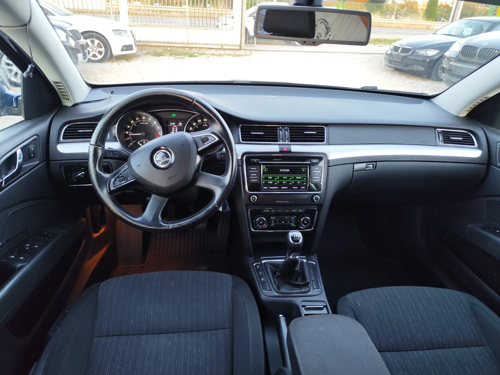 Skoda Superb * 2.0TDI* 140ks*  NAVI* LED* TOP* , снимка 12 - Автомобили и джипове - 56234128