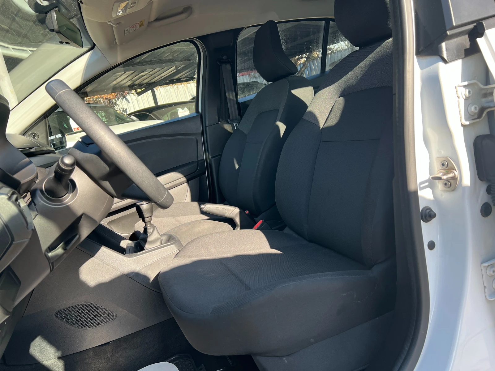 Dacia Logan 1.0 TCe 90 �.�. | Mobile.bg � ����������� 11
