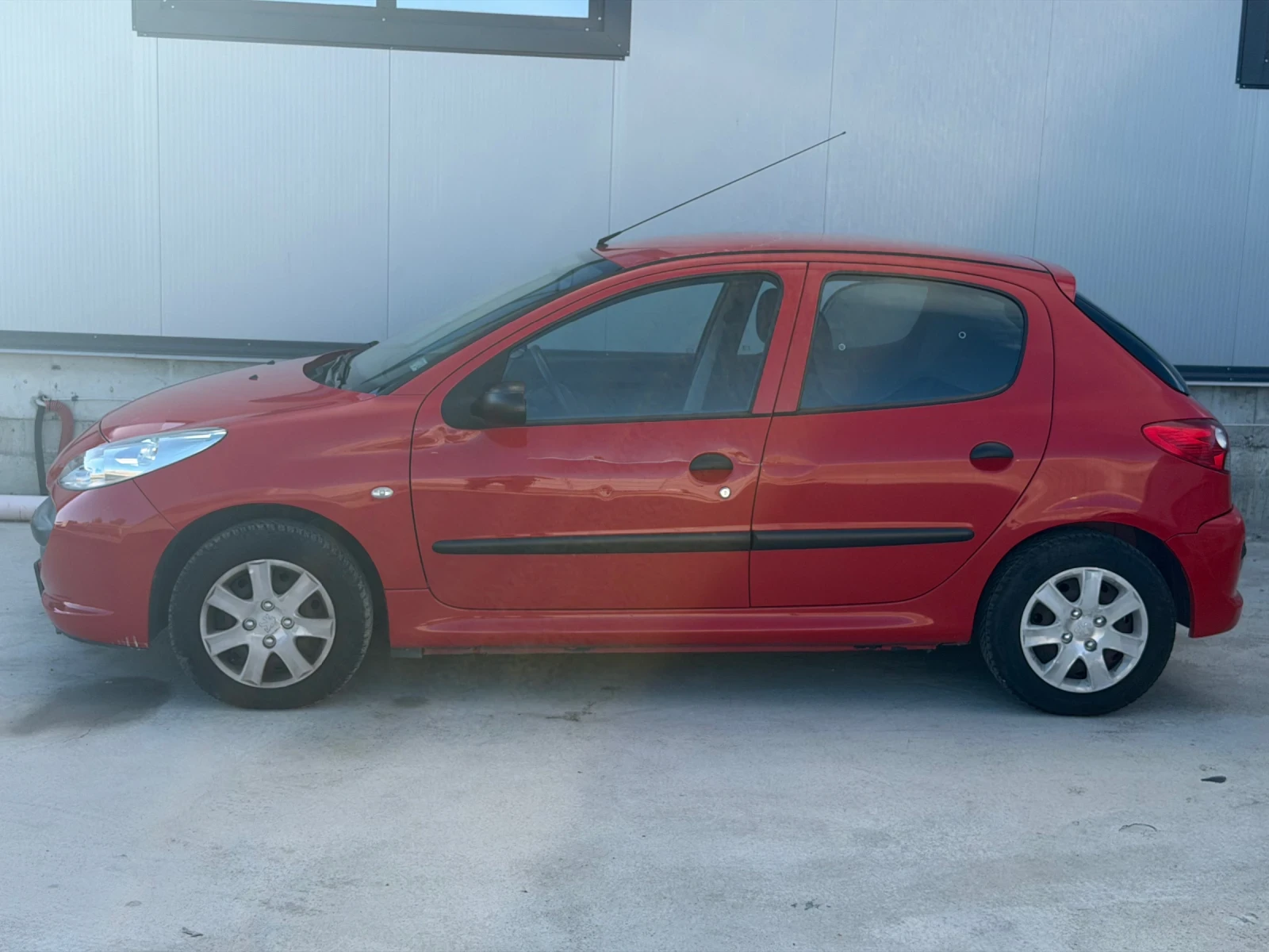 Peugeot 206 62000 км!!!, снимка 5 - Автомобили и джипове - 56662678