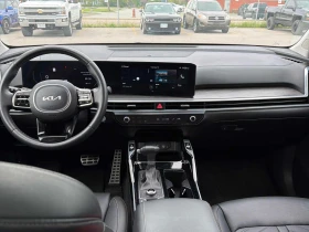 Kia Sorento * X Line Limited AWD w/Black Interior * CARFAX * , снимка 9