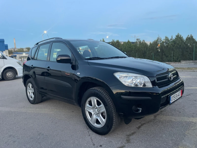 Toyota Rav4 2.0i, снимка 3 - Автомобили и джипове - 47565763