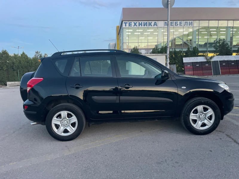 Toyota Rav4 2.0i, снимка 4 - Автомобили и джипове - 47565763