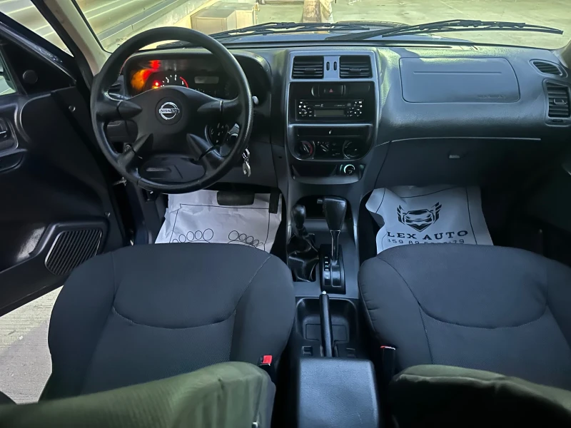 Nissan Terrano 3.0, снимка 9 - Автомобили и джипове - 48408743