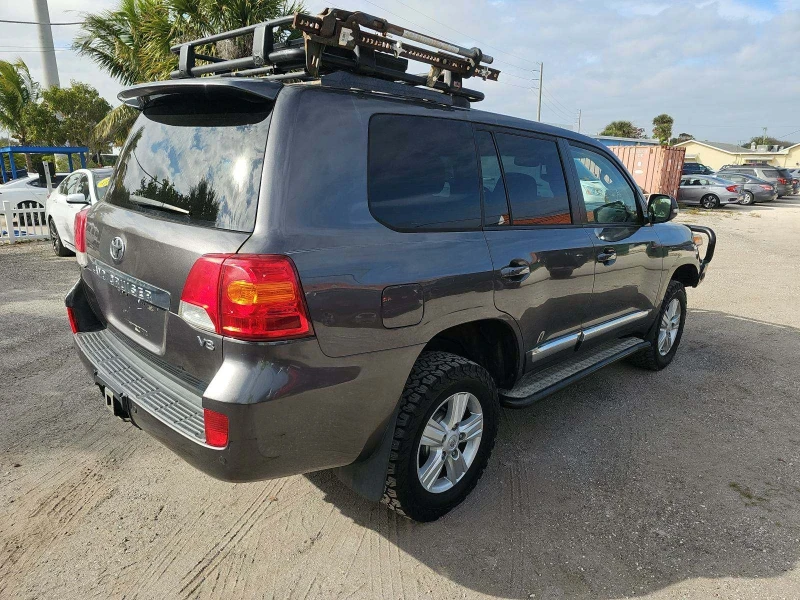 Toyota Land cruiser, снимка 3 - Автомобили и джипове - 48719442