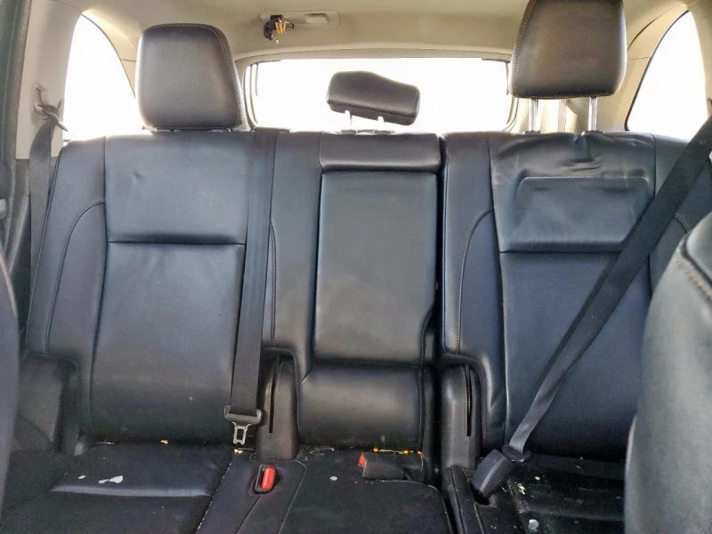 Toyota Highlander 3.5 SE, снимка 10 - Автомобили и джипове - 53124265