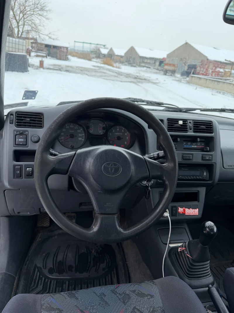 Toyota Rav4, снимка 12 - Автомобили и джипове - 53155278