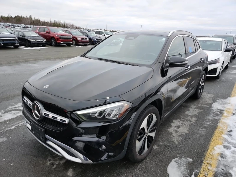 Mercedes-Benz GLA 250 PANO| HEATED SEATS| MEMORY