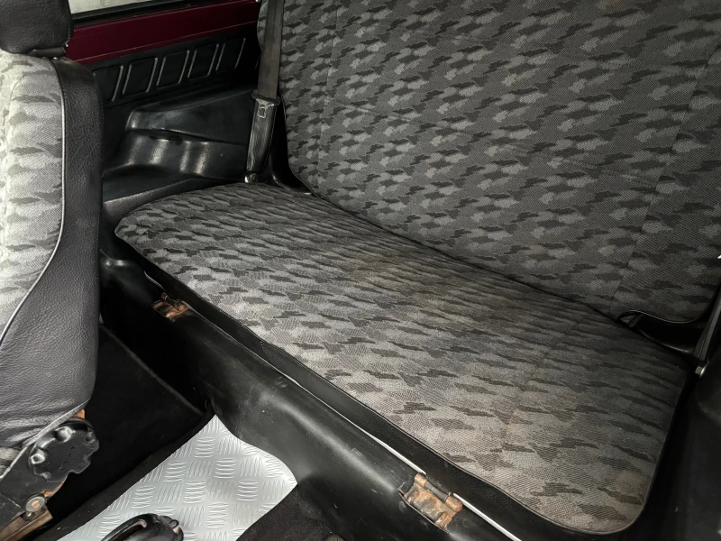 Lada Niva 1.7 инжекцион, снимка 8 - Автомобили и джипове - 53469043