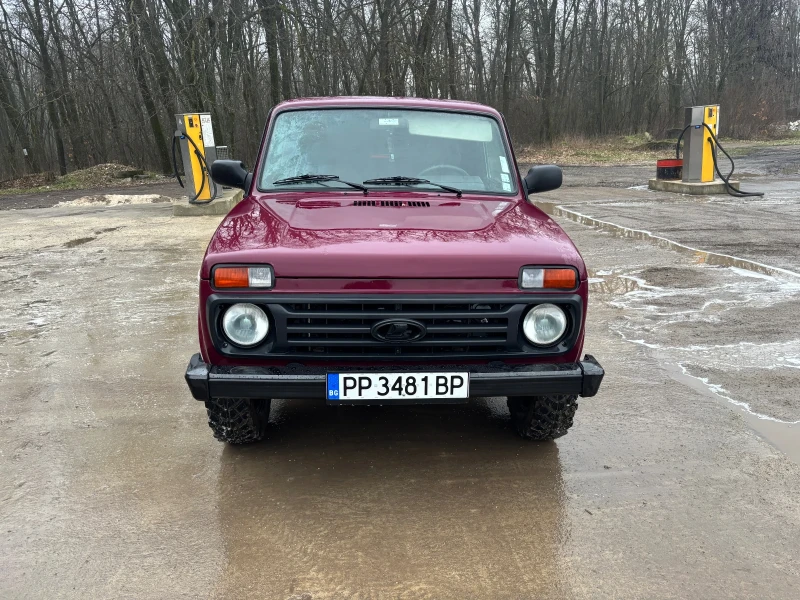 Lada Niva 1.7 инжекцион, снимка 3 - Автомобили и джипове - 53469043