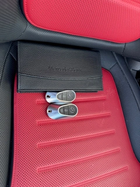 Mercedes-Benz GLC * 300 * CARFAX * БЕЗ ПЪРВОНАЧАЛНА ВНОСКА, снимка 10 - Автомобили и джипове - 52967236