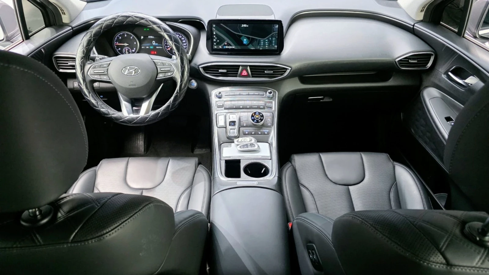 Hyundai Santa fe FACELIFT//2.2 CRDi//4WD//DCT/8 СКОРОСТИ/PREMIUM - изображение 8