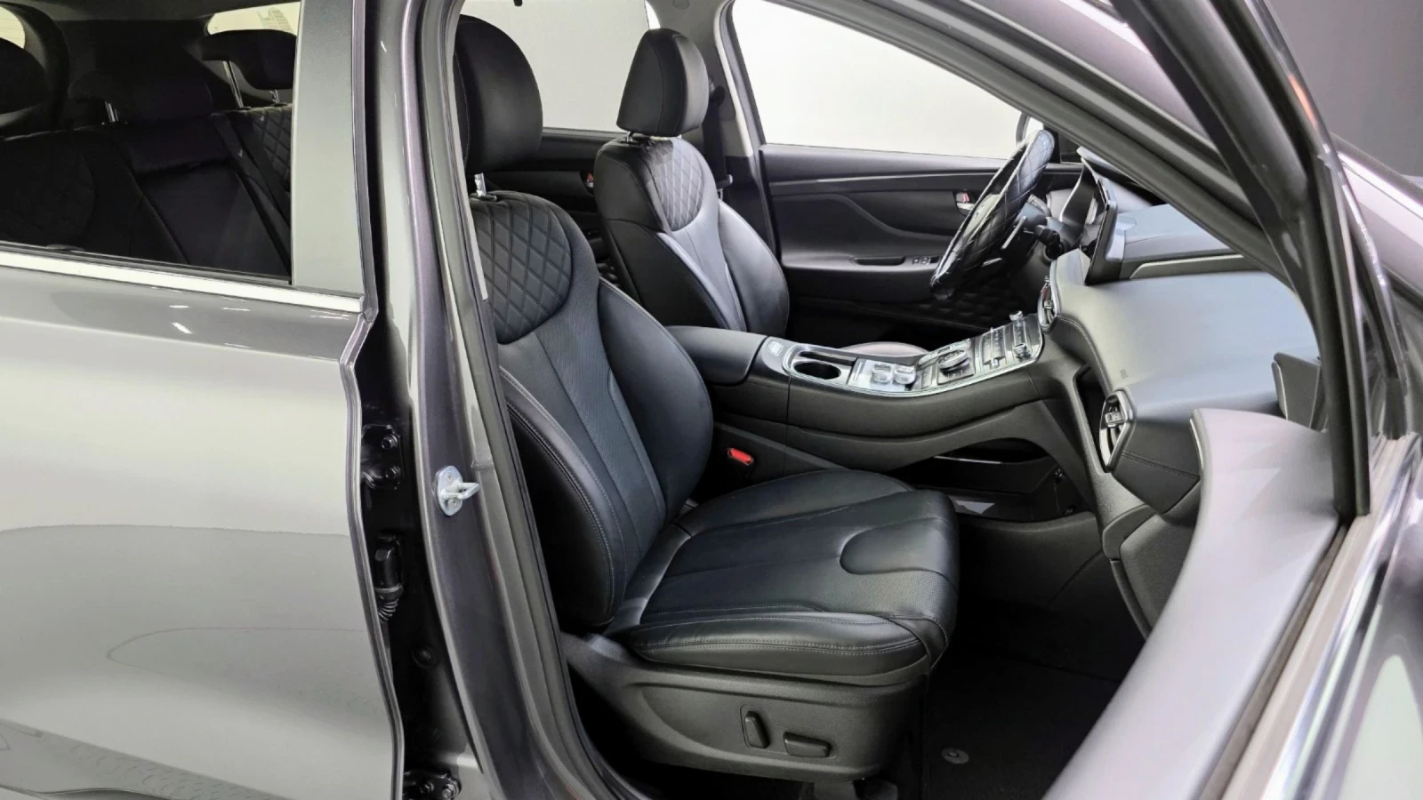 Hyundai Santa fe FACELIFT//2.2 CRDi//4WD//DCT/8 СКОРОСТИ/PREMIUM - изображение 7
