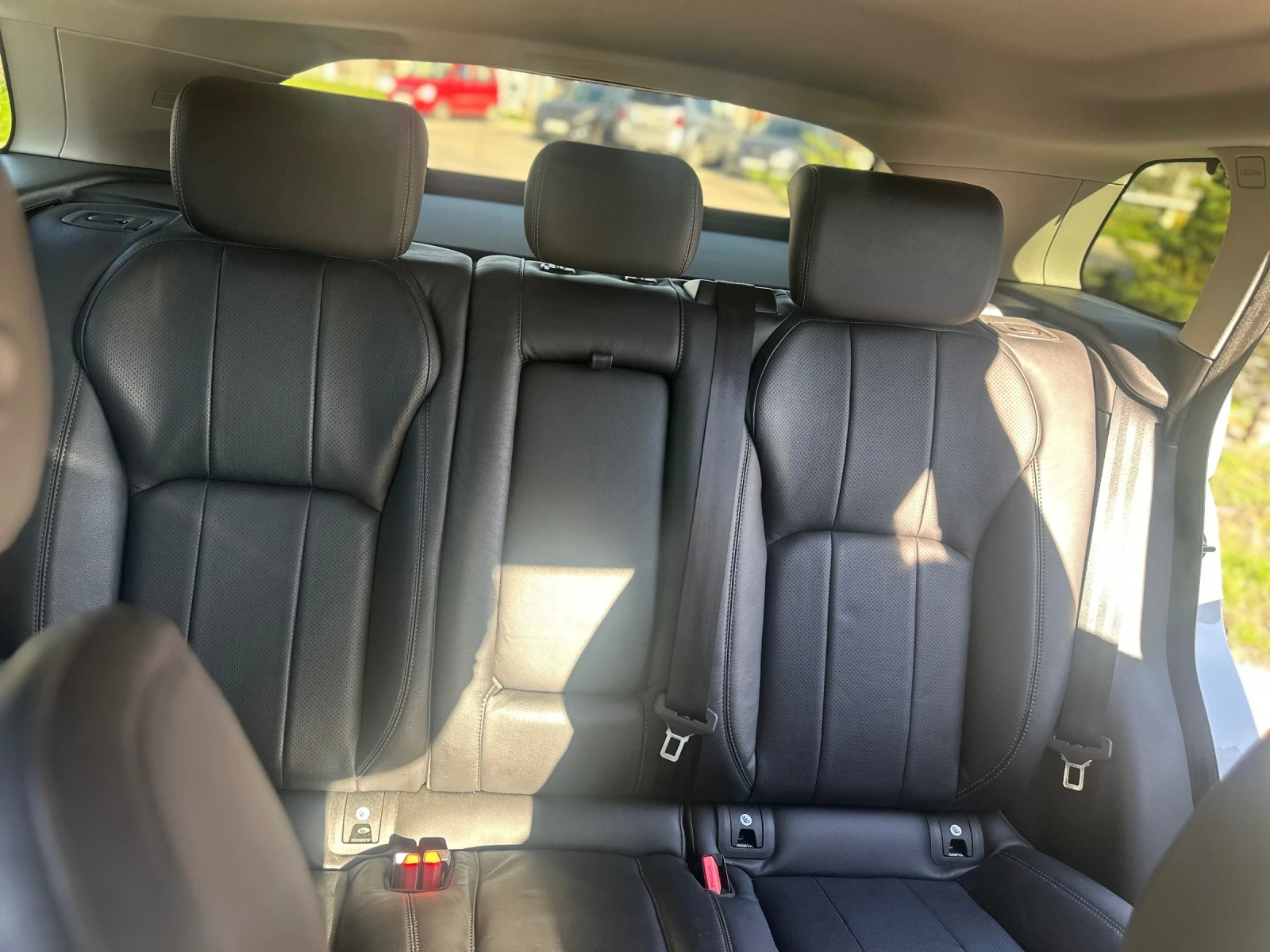 Land Rover Range Rover Evoque 4x4 R-Dinamic 2.0d 210к.с 9 скорости - изображение 9