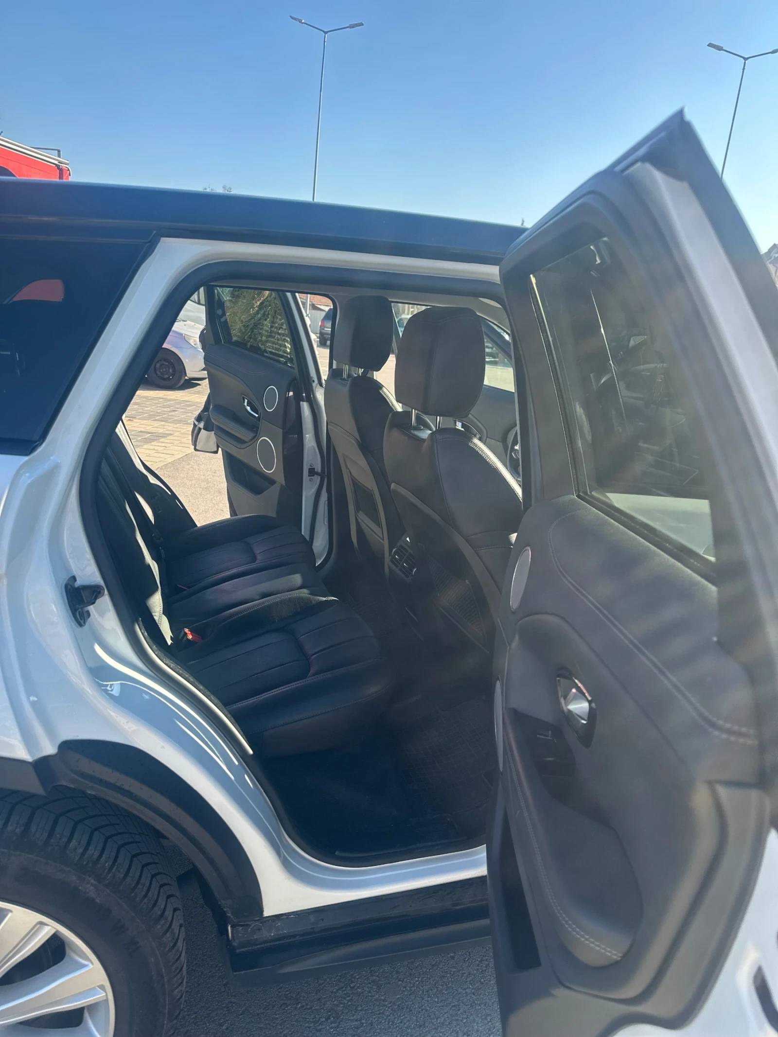 Land Rover Range Rover Evoque 4x4 R-Dinamic 2.0d 210к.с 9 скорости - изображение 10