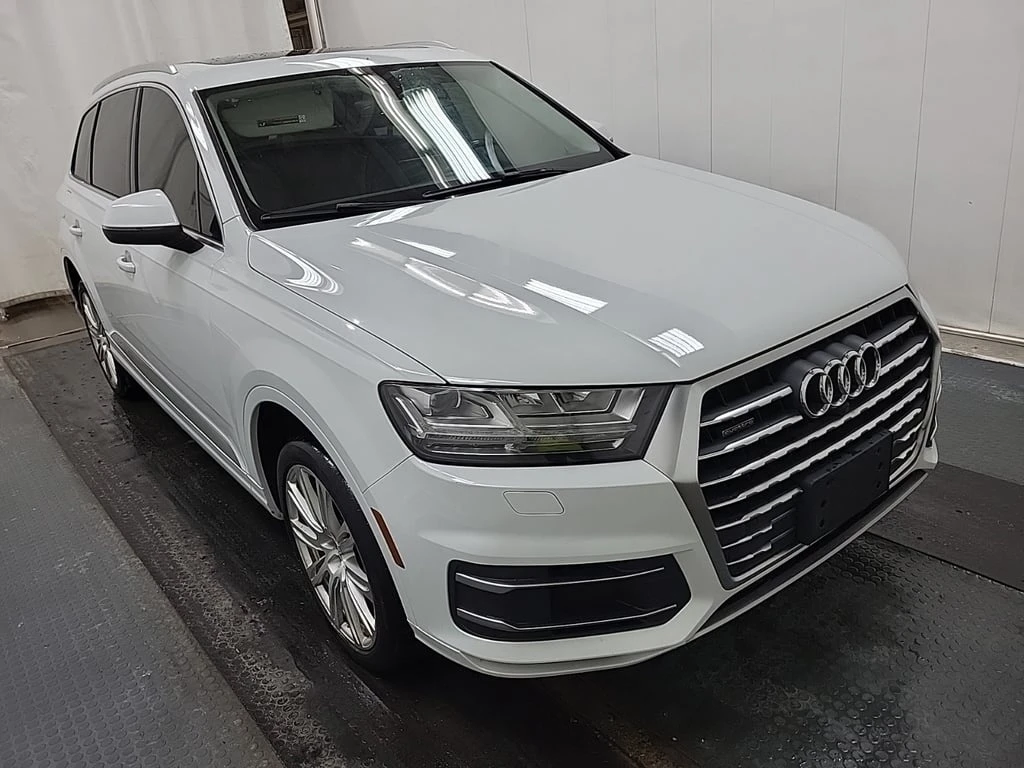 Audi Q7 * 3.0T TECHNIK / CARFAX/MATRIX/360/PANO/ОБДУХВАНЕ - изображение 2