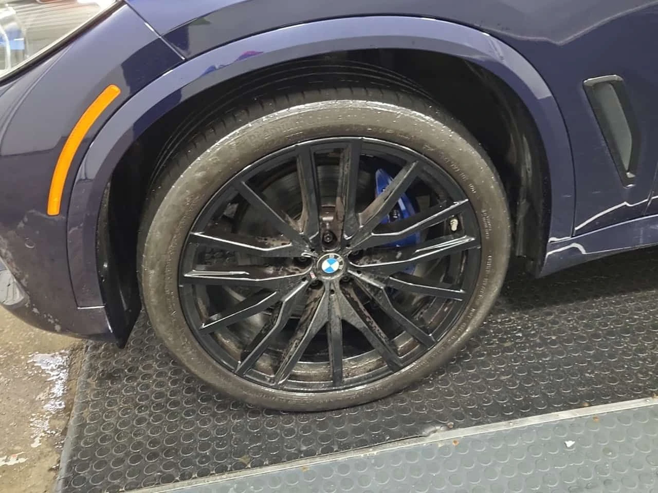 BMW X5 XDRIVE| DISTRONIC| LASERS| SWAROVSKI| SKY LOUNGE, снимка 8 - Автомобили и джипове - 53971576