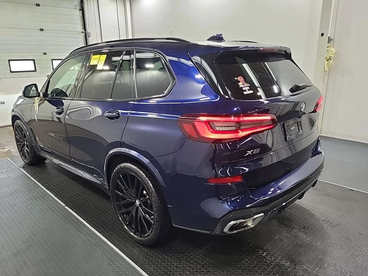 BMW X5 XDRIVE| DISTRONIC| LASERS| SWAROVSKI| SKY LOUNGE, снимка 6 - Автомобили и джипове - 53971576