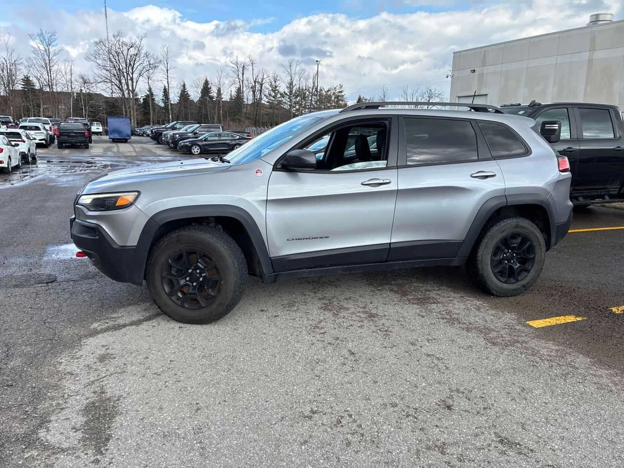 Jeep Cherokee * Trailhawk * ПОДГРЕВ * КАМЕРА * NAVI, снимка 2 - Автомобили и джипове - 54217945