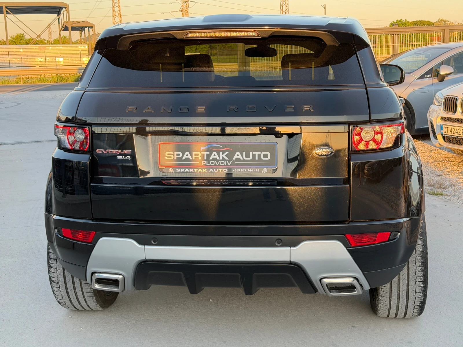 Land Rover Range Rover Evoque 2.2D* 2016г* FULL MAX* Панорама* 204.000КМ* , снимка 5 - Автомобили и джипове - 54557241