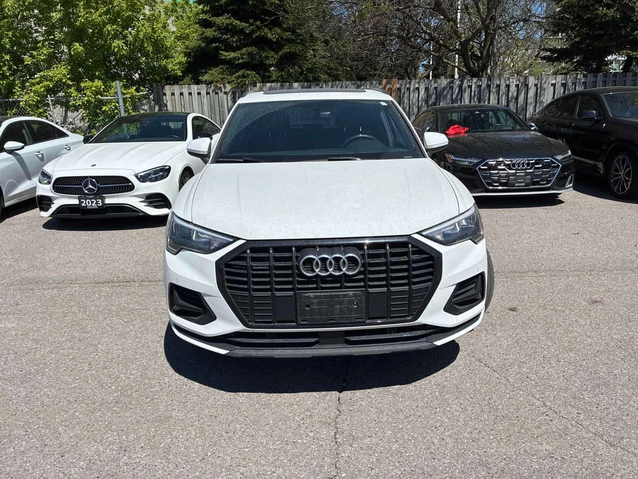 Audi Q3 * Komfort * CARFAX * ПАНО * KEYLESS * ПОДГРЕВИ, снимка 6 - Автомобили и джипове - 54636631