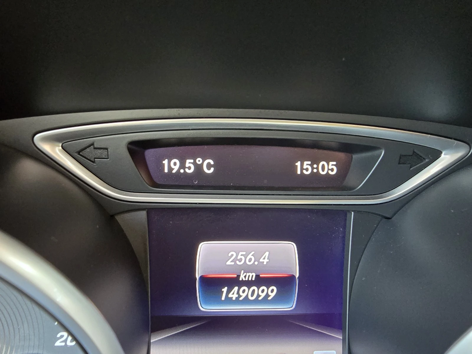 Mercedes-Benz GLA 200 200CDI АВТОМАТИК FACE, снимка 17 - Автомобили и джипове - 54653777