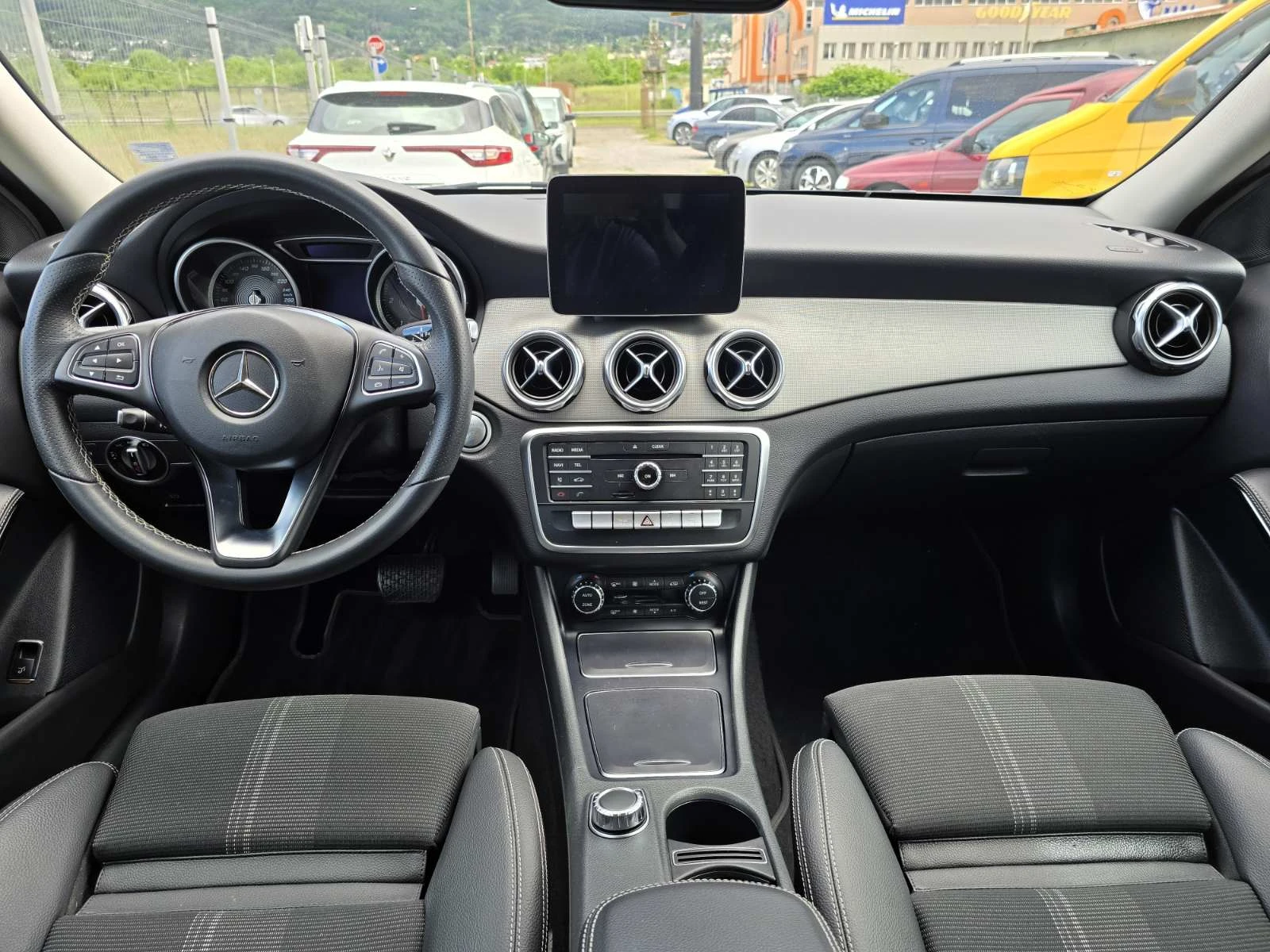 Mercedes-Benz GLA 200 200CDI АВТОМАТИК FACE, снимка 11 - Автомобили и джипове - 54653777