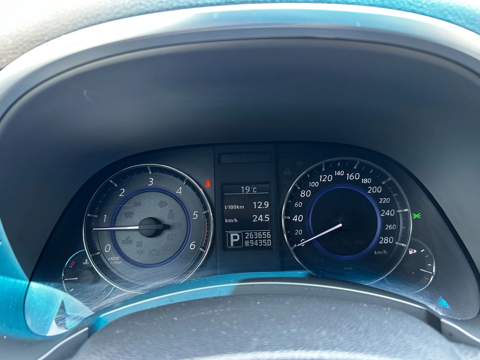 Infiniti Fx 30, снимка 16 - Автомобили и джипове - 54748087